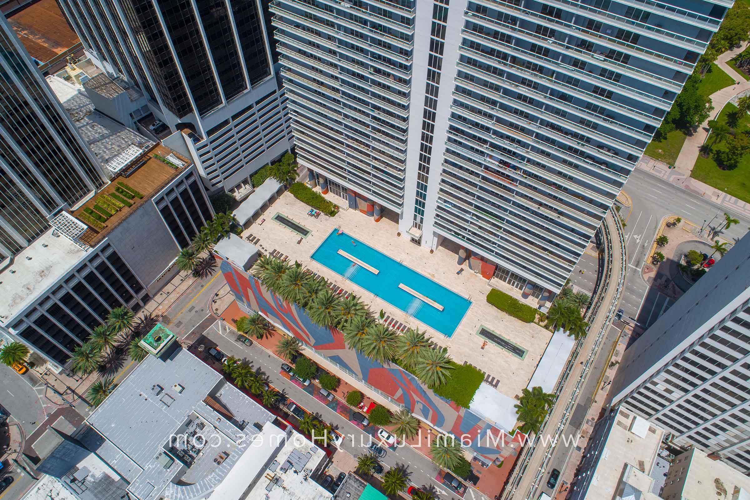 50 Biscayne Condo Amenities